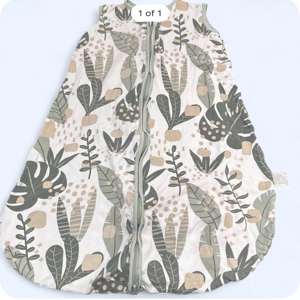 Carter's Green and Beige Botanical Infant Sleep Sack 💜🩶